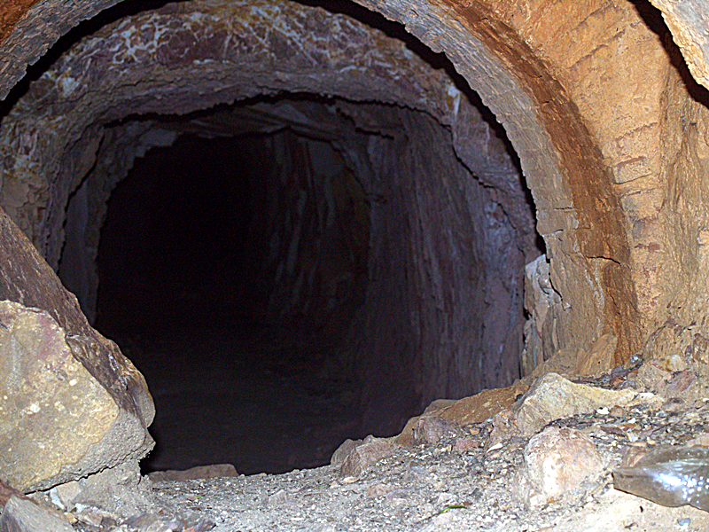 Galería de la mina de oro La Oriental en Sierra Jaeña